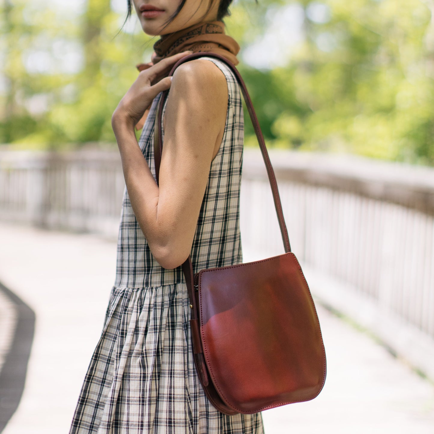The Tulpan Mini - Burgundy - SAMPLE SALE