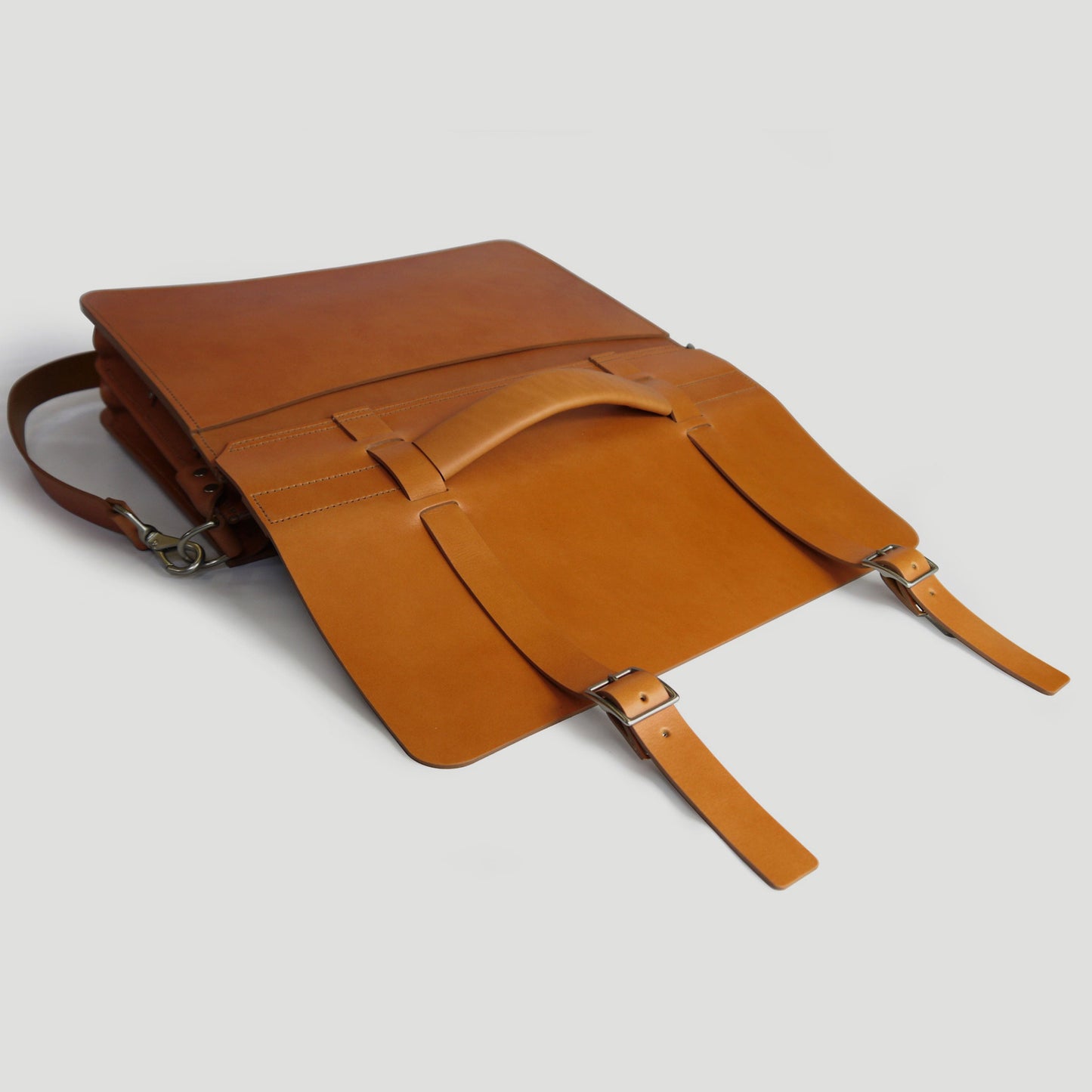 The Classic - English Tan