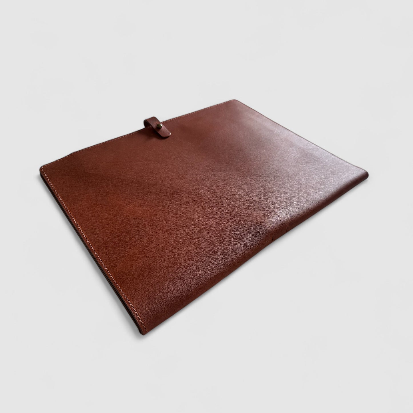 The Padfolio - Medium Brown, Oil-pull Leather