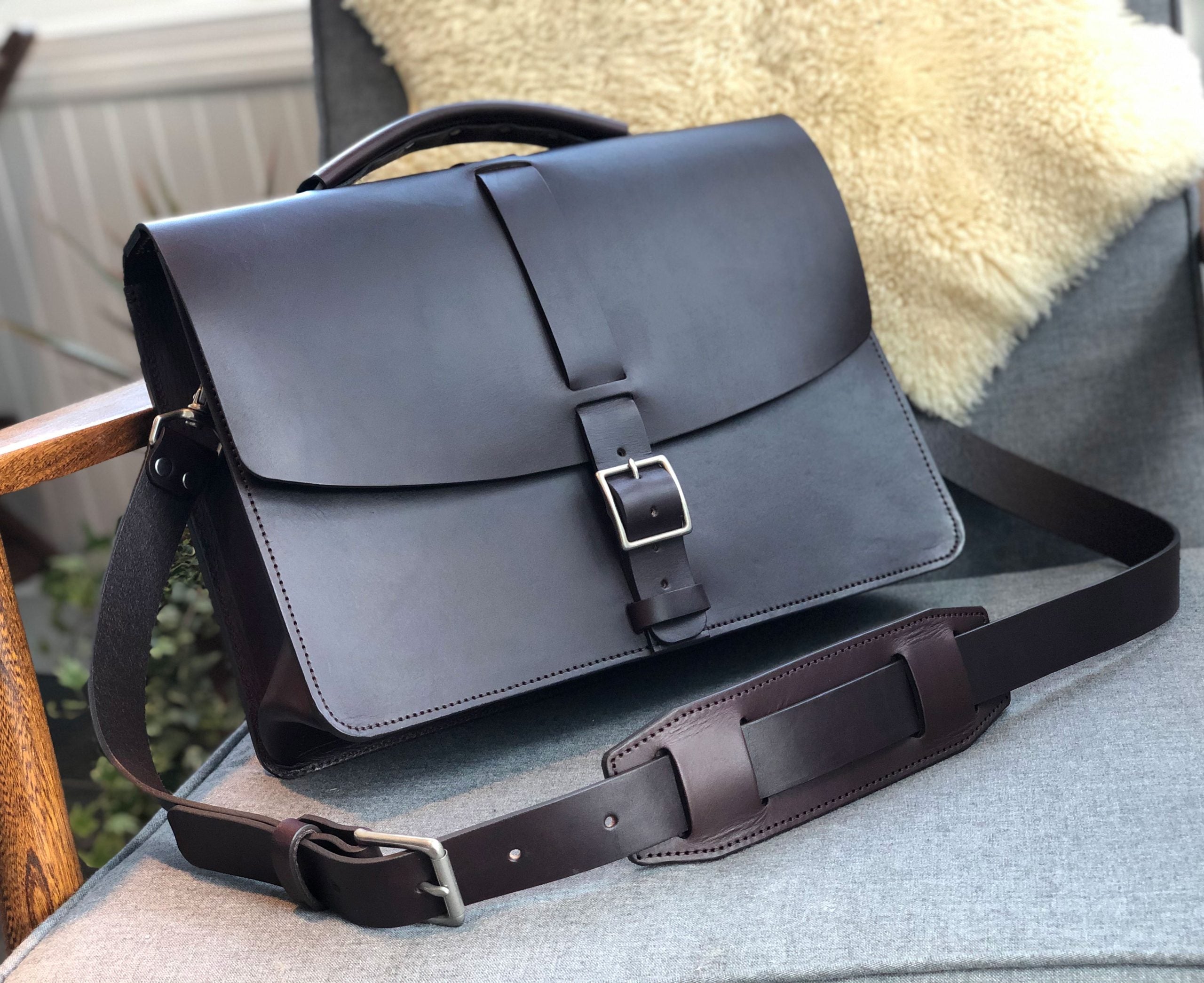 Basader - Fine Hand Crafted Leather Bags and Accessories