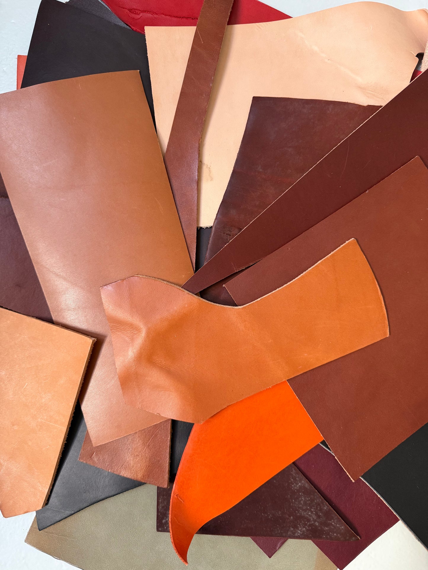 2 lbs of Scrap Leather - Mixed Colors