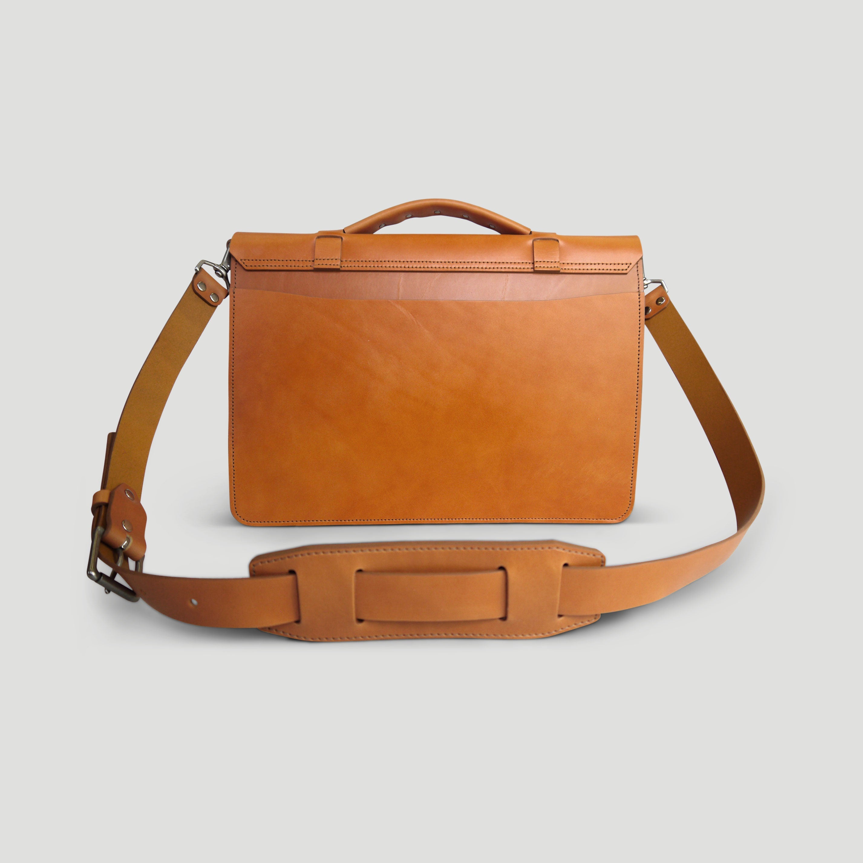 Vegetable tanned leather messenger bag new arrivals